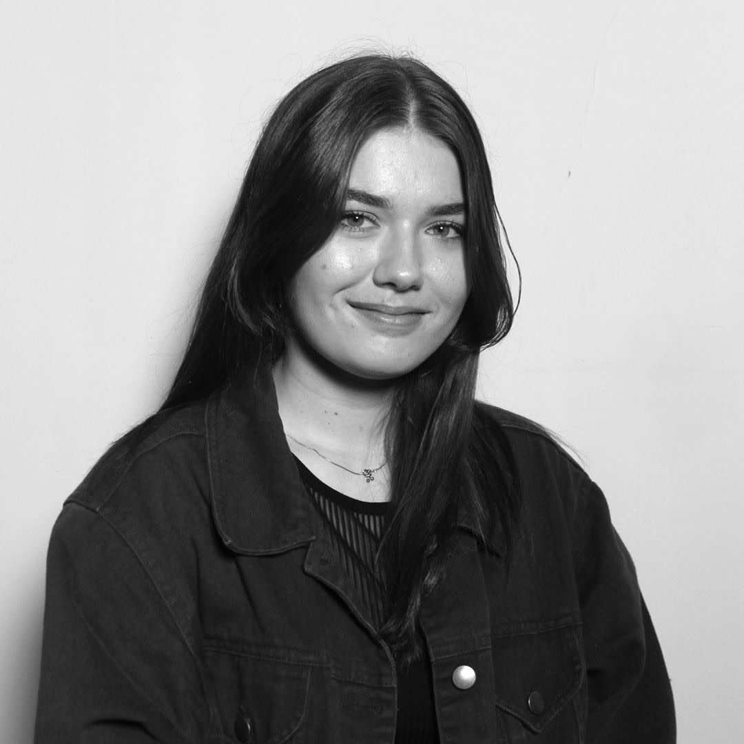 Express Newark tweet media