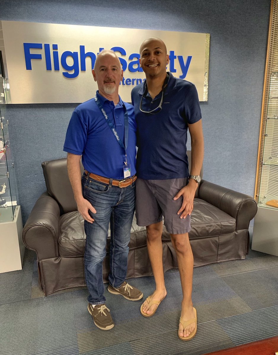thetrfcpattern's tweet image. This time last year I was in West Palm Beach with my dad for his S76 initial @FlightSafetyInt 😃