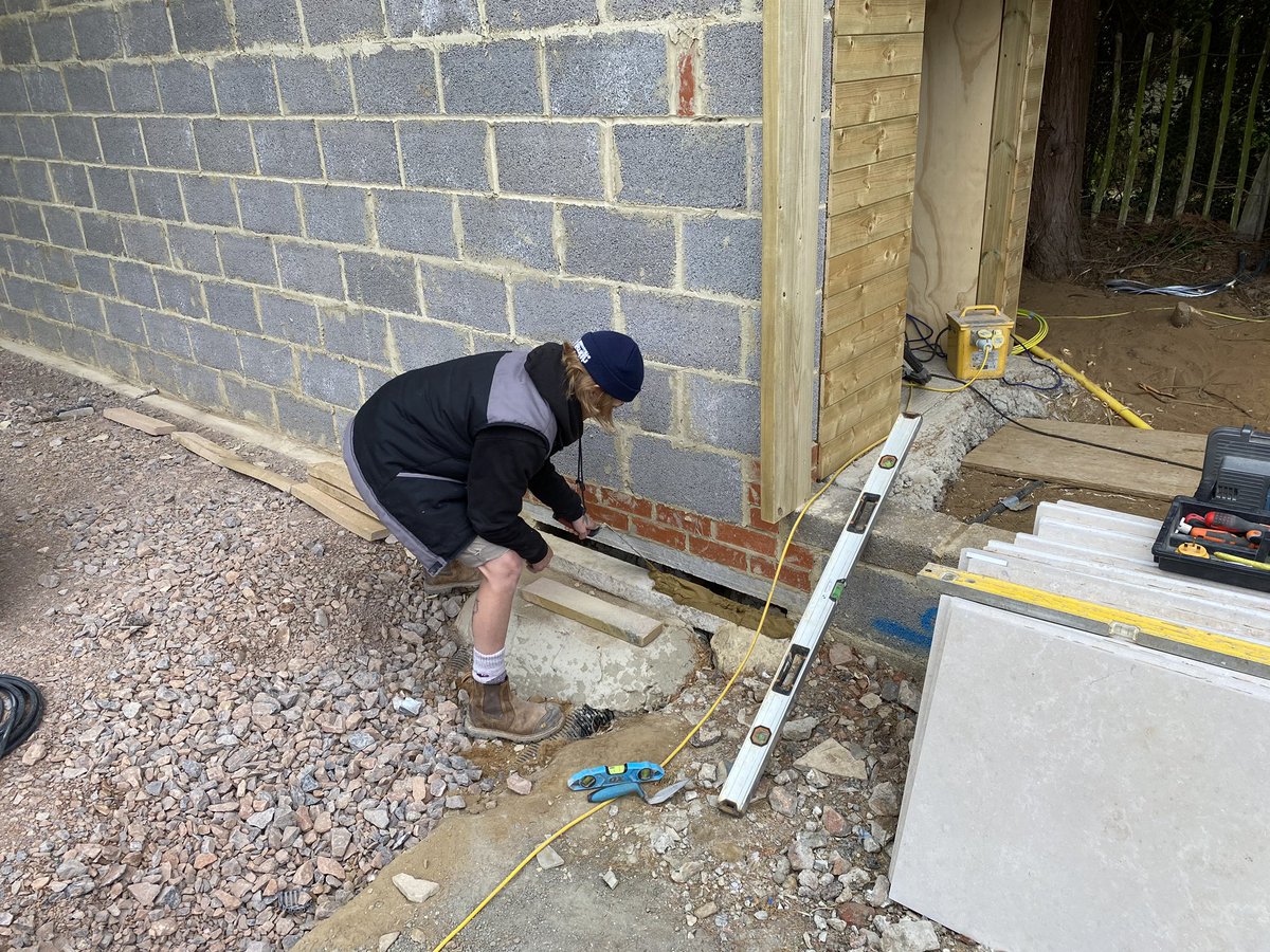 So today marks the start of an epic couple of weeks. We are closing in on the finish line and @koolhandedkid is collaborating with us to build one seriously epic feature wall. All I can say is “watch this space” <a href="/PollyannaWGD/">Pollyanna Wilkinson</a> <a href="/Vande_Moortel/">Brickworks Vande Moortel</a> <a href="/_LONDONSTONE/">London Stone</a> #LifesBetterInBoots