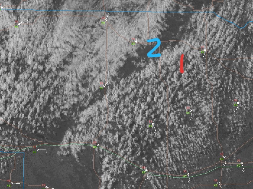 CameronJNixon's tweet photo. Neat example of a day where you'd want to be on the north side of a boundary to see supercells. A well-mixed environment (1) will initiate updrafts that track into northerly flow (2) which will provide shear that rapidly organizes supercells. https://t.co/tRGGqJeTMM