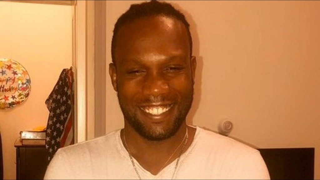 ABC7NY's tweet photo. New Jersey officials release body camera video in police killing of unarmed black man https://t.co/Mzq004Zh8y https://t.co/3QHX1o92us