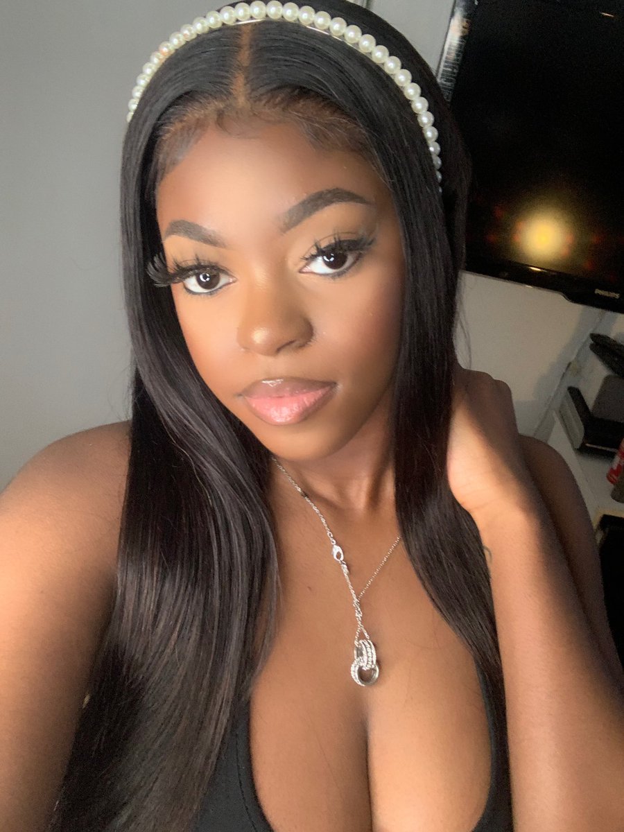jomillionss's tweet photo. Face?😍 https://t.co/Dwq0NhUsW3