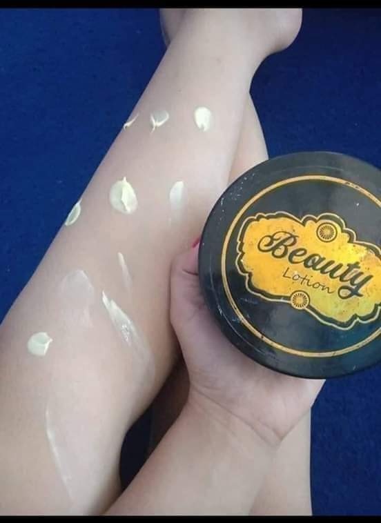 AyuViral's tweet photo. Beauty lotion memutihkan tanpa pengelupasan pengen putih sehat ? Sini saya kasi solusi

Ampuh hilangkan bekas luka, streach Mark, bintik bintik hitam di kulit dll..

✔️BPOM
✔️MUI
✔️Aman BUMIL-BUSUI https://t.co/JKvrK4UP12