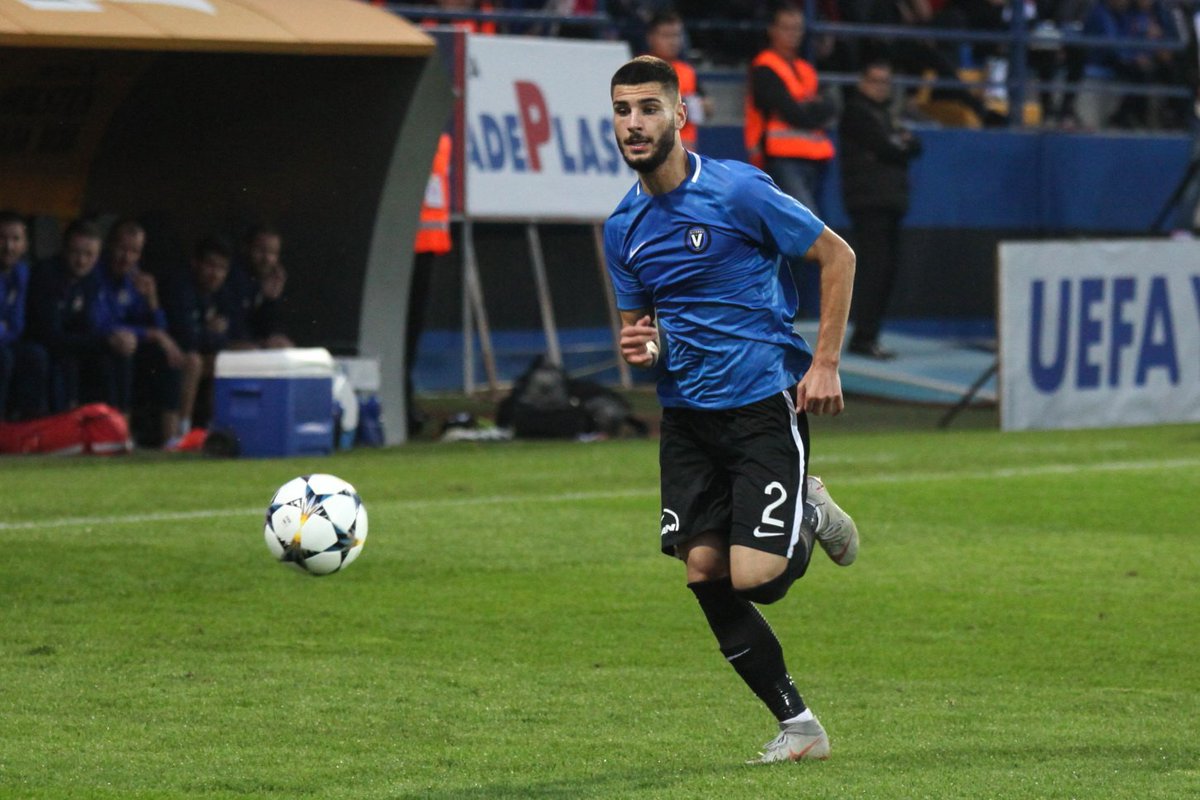 FootRoumain's tweet photo. Radu #Boboc, 21 ans, et Virgil #Ghiță, 22 ans, (tous deux Viitorul) intéressent fortement #FCSB. Le club d'Ovidiu ne serait pas réticent à l'idée de se séparer de ses deux jeunes talents défensifs moyennant une belle somme. Ils ont fait partie de l'épopée des U21 l'été dernier 😉 https://t.co/TlNePuM4zT