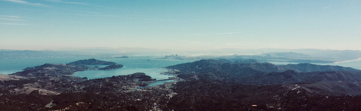 sfbcdc's tweet photo. Happy #WorldOceansDay! Did you know that the San Francisco Bay shoreline is approximately half the length of the entire #California coastline, and provides critical linkages between the Bay Delta and #PacificOcean? Learn more about #BCDC and the #Bay at https://t.co/rSe6sHAJ4J https://t.co/5nIItByvre