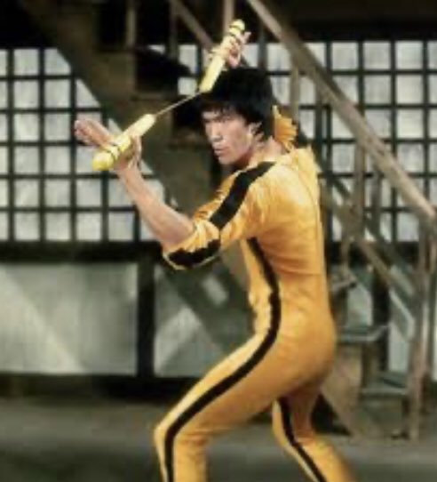 JayKeeley on X What a tribute to Bruce Lee by QT. Game of Death Kill Bill vol. 1 https t jvCwokIFVz X