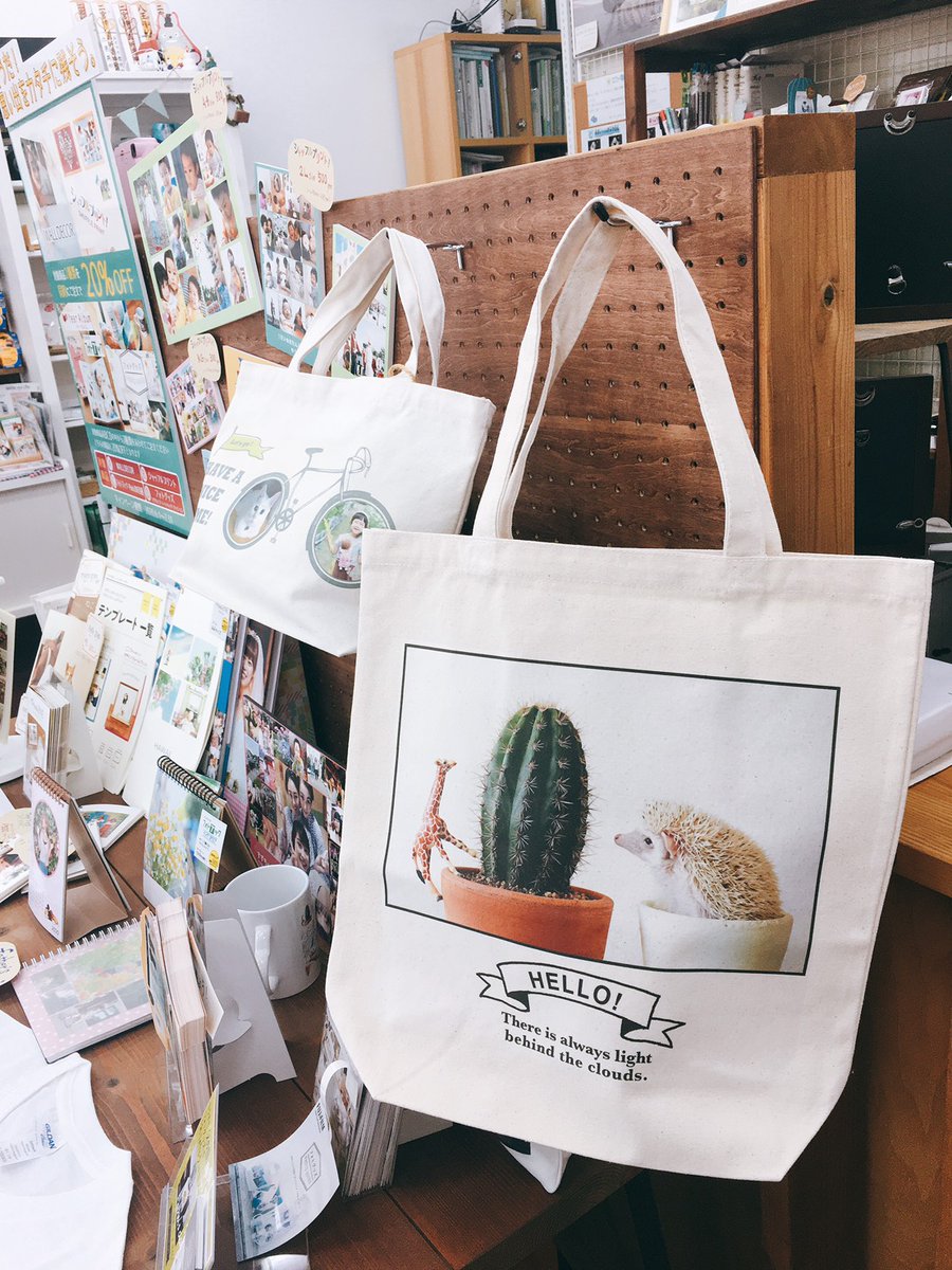 カメラの銀映堂 ぎん お気に入りの写真でオリジナルトートバッグつくりませんか もうすでにスーパーなどでは当たり前になっていますが 7 1よりレジ袋有料化が義務化されます 海洋プラスチックごみ問題 地球温暖化など諸問題をより考えて暮らしていきたい