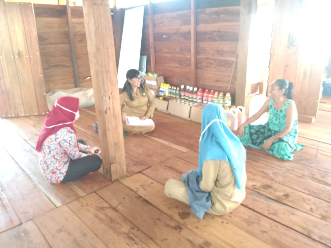 LandeTelly's tweet photo. Pendataan anggota koperasi yang memiliki UKM yang terdampak Covid-19 di kecamatan Petasia Barat kab.Morowali Utara

#ppklindonesia 
#ppklsulteng 
#ppklmorowaliutara
#akucintaprodukindonesia https://t.co/luGKNefs2H