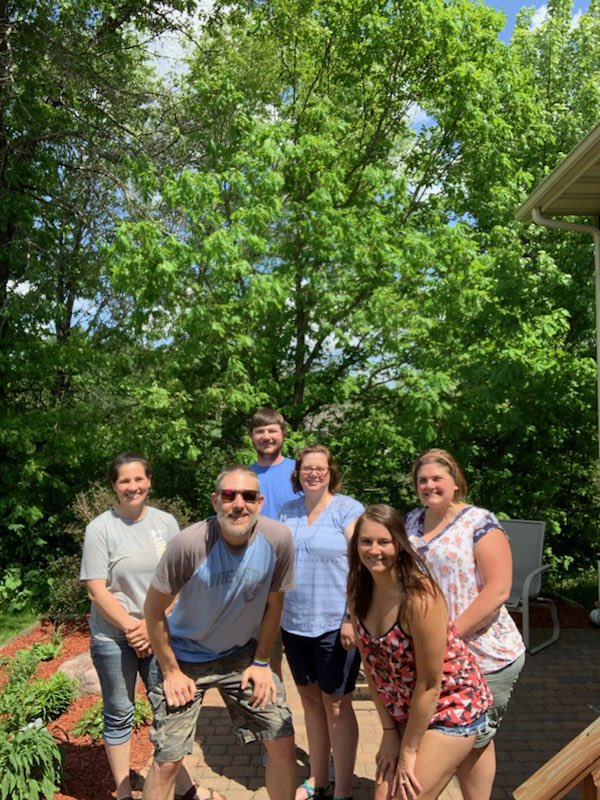 MrsGresser's tweet photo. That’s a wrap! We finished our year with a slideshow, @padlet and a fun game of @GetKahoot. Definitely not the same but we made the best of it! #EverestPride #WeR6C https://t.co/shPN5z76oc