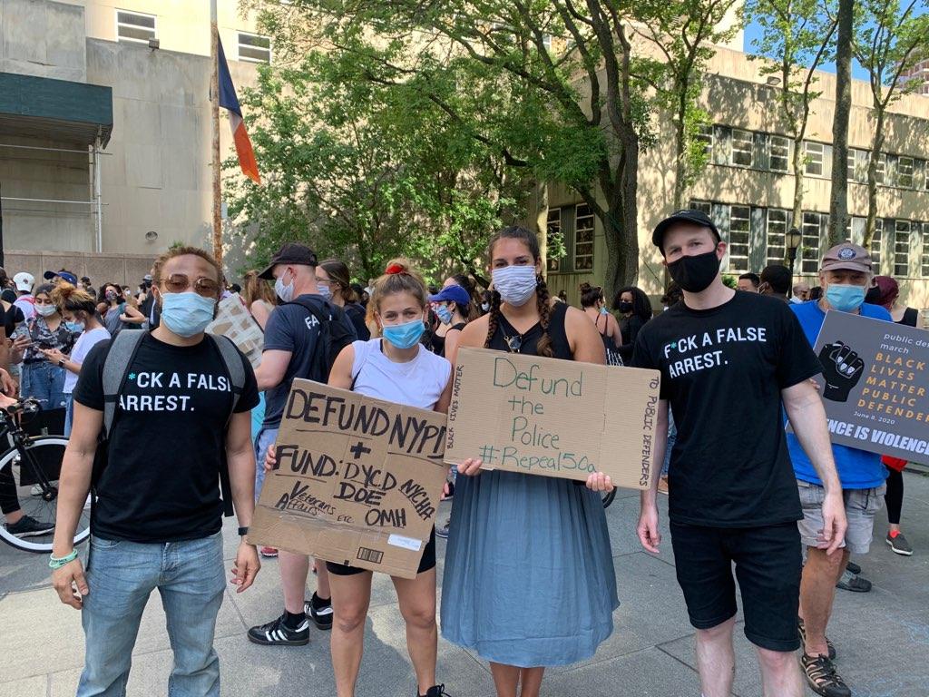 Shout out to <a href="/GoodCallNYC/">Good Call | Free Arrest Support Hotline</a> team for rallying with the NYC public defenders. <a href="/JelaniAnglin/">Jelani Anglin</a> <a href="/cousingabriel/">Gabriel Leader-Rose</a> in support of Black Lives.