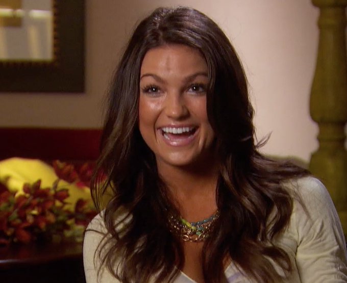 The Bachelor - The Greatest Seasons – Ever - Discussion  - Page 9 EaCDEqLXsAAkQch