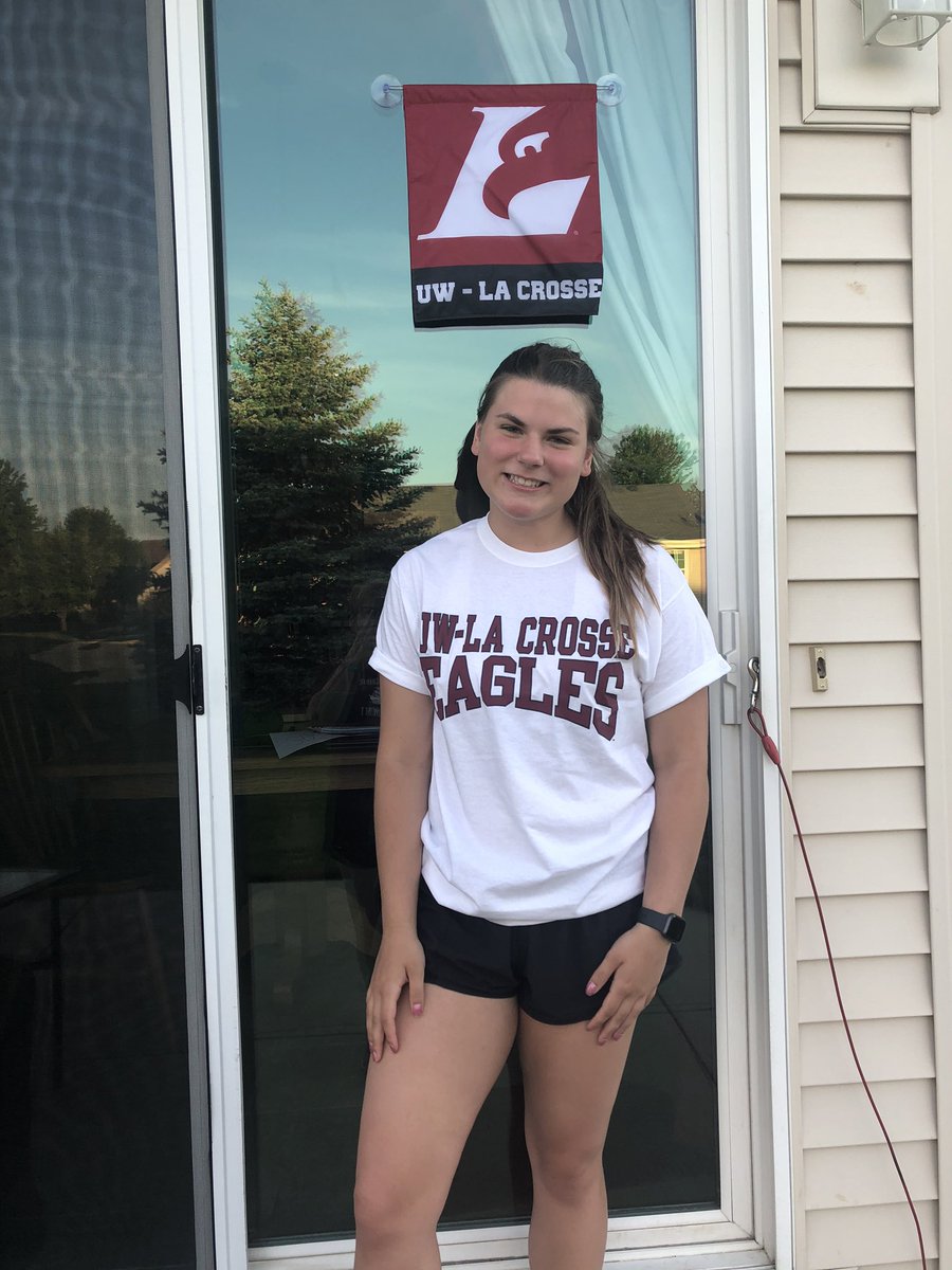 calaway41's tweet photo. Kathleen is off to UW-LaCrosse this Fall.  I know she will do great things!The house won’t be the same without her🎓❤️#OconPride2020 https://t.co/9PVOtZJlsB