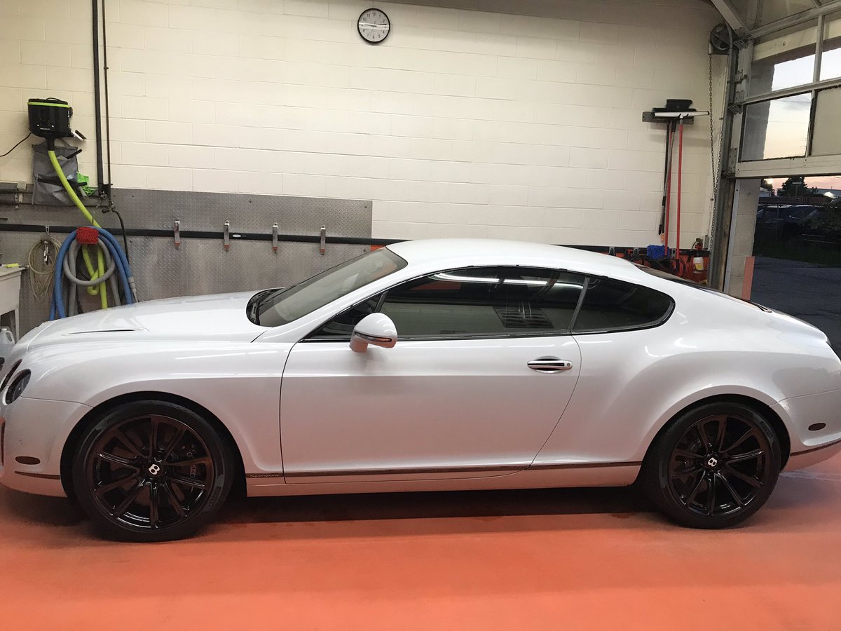 BodyProPolish's tweet image. The end of a beautiful evening with the bentley