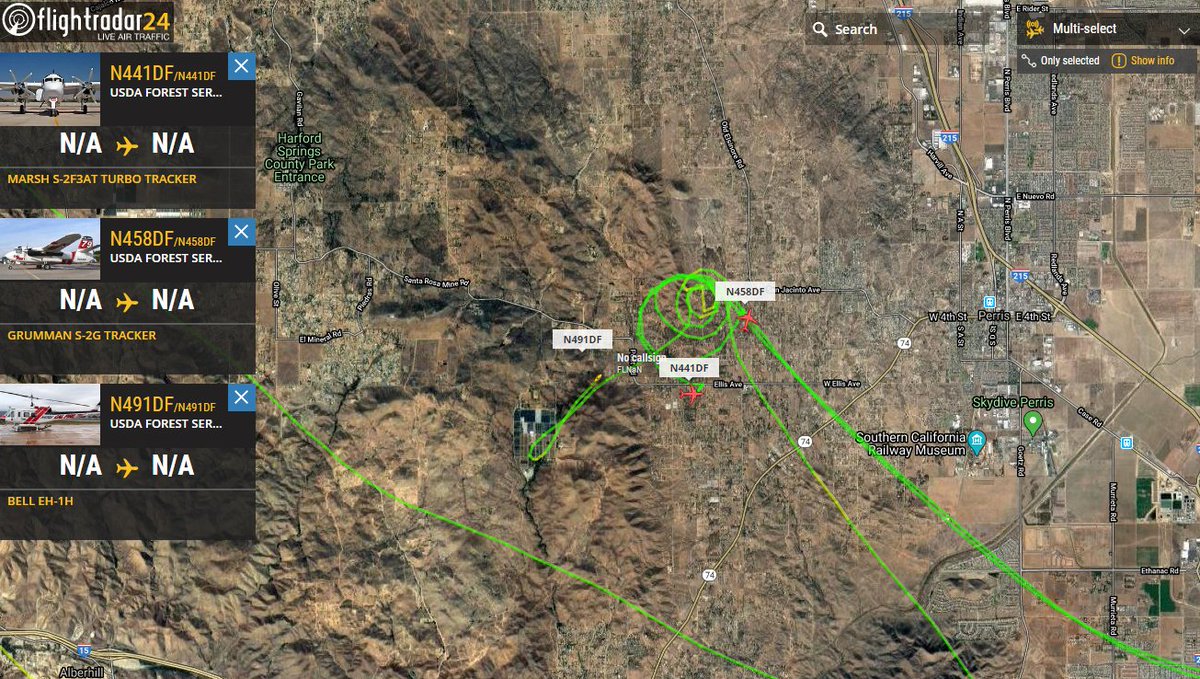 engineco16's tweet image. #ForrestFire  @CALFIRERRU  West of #Perris. 2+ acres, tankers 79 &amp;amp; 100 on scene.