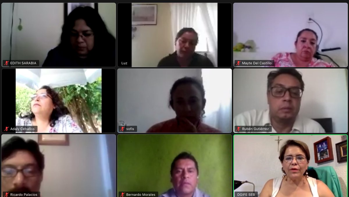 AnastasiaVega21's tweet photo. Terminando sesión de #CTE, en el #CAM20 “Justo Sierra” de #Teoloyucan, grandes retos y expectativas en cierre del ciclo escolar 2019-2020 e inicio del 2020-2021. ¡¡Felicidades Zona Escolar E025!! @SEB_Edomex https://t.co/ZkpJlrhy4z