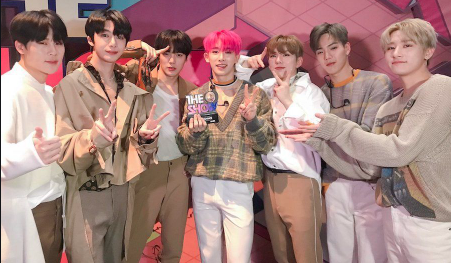 MX7_ProtectSQ's tweet photo. 🚨⏰SET YOUR ALARMS MBB!⏰🚨

👏We've got live voting on The Show at 6:05-7:05 PM KST. 

✅While we wait for that, don't forget to stream the videos! 

I know we're tired &amp; busy, but let's keep fighting mbb! Let's get a 2nd Win! 

@OfficialMonstaX 
#MONSTAX 
#MONSTAX_FANTASIA https://t.co/X95IRzKQdg