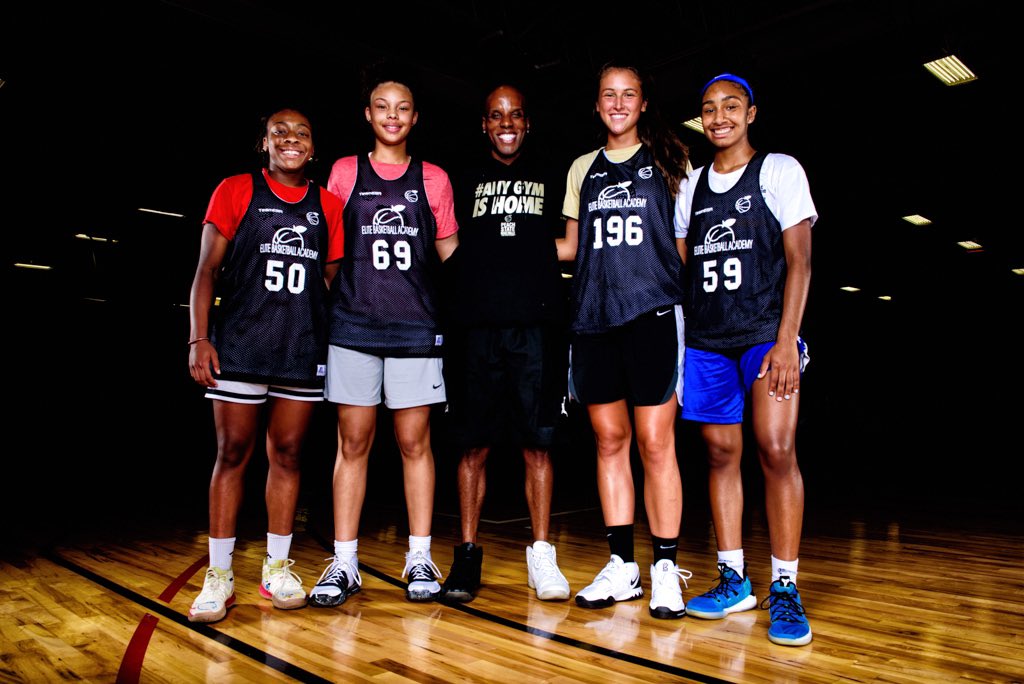 BrandonClayPSB's tweet photo. Brandon Clay #BCSTrainingAcademy

📍Indianapolis
🗓 June 20-21

Spotlight Training Sessions Atlanta were 🔥

Cheesman
Collins
McPherson
@CourtneyP_Ogden

FULL STORY https://t.co/8x8eYtgTLa

SIGN UP: https://t.co/wLYYh339MA

COLLEGE RECRUITING https://t.co/yZxP6OqN8t #BCSSelect24 https://t.co/kTf71gegnR