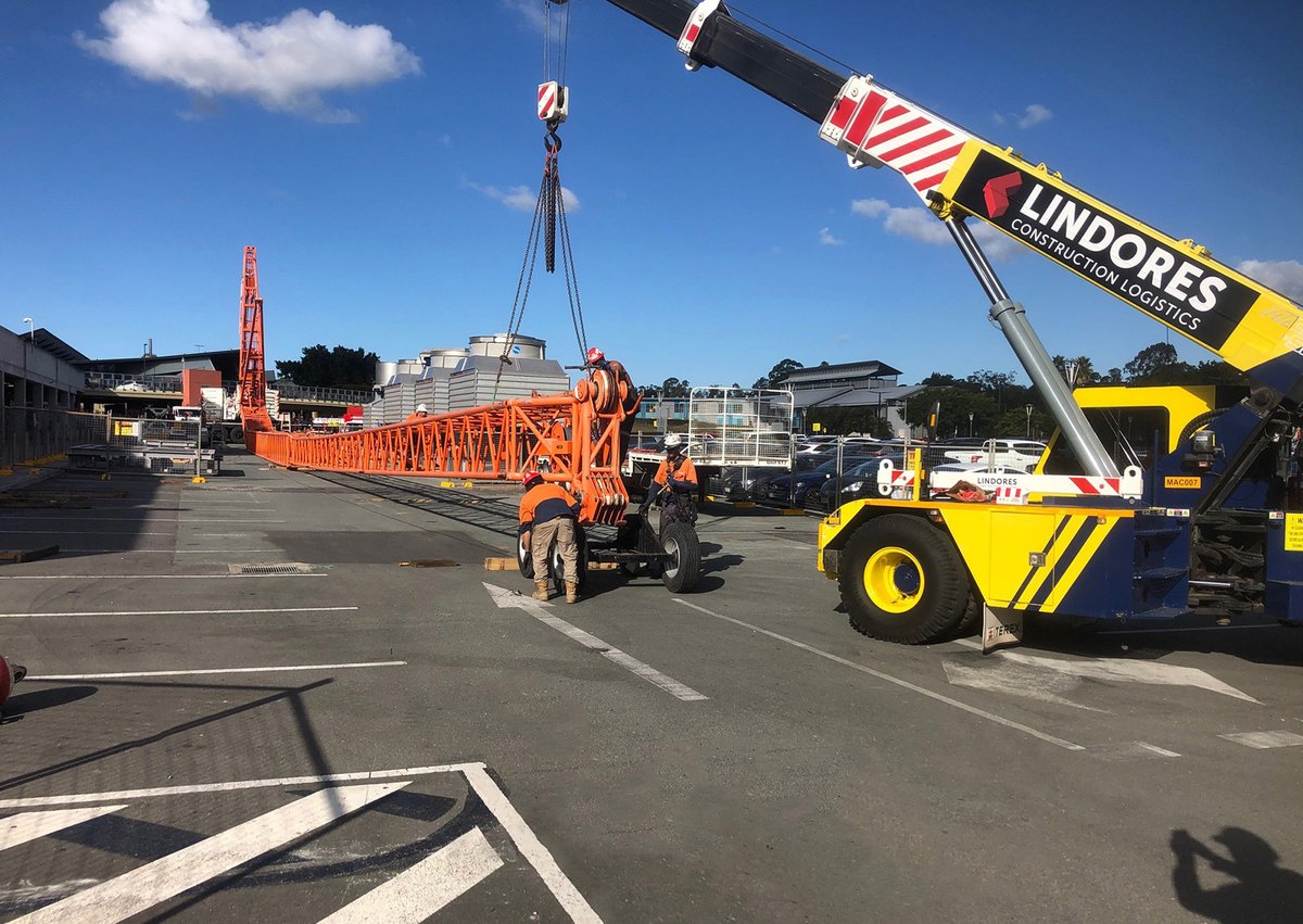 AGCoombsGroup's tweet photo. Great weekend’s work for the @AGCoombsGroup Projects team at Logan Hospital Qld involving a 350-tonne crane lift of 2 old and 4 new Cooling Towers. Great job by Carmar Rigging, Lindores Mobile Cranes and all involved. Another successful and #safe job. #BringingBuildingstoLife https://t.co/SFgsl6ymet