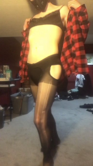 1 pic. https://t.co/d2iluOBumn hey come check out the new drop!!! #onlyfans #onlyfansgirl #onlyfansbabe