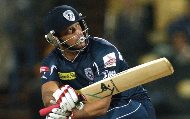 Happy Birthday Andrew Symonds.

He is the 1st Player to score 100 in IPL in losing cause. 