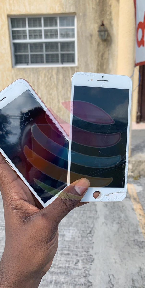 easytech242's tweet image. Get your screen repaired at Easy Technology Bahamas ! DM us for any inquiries