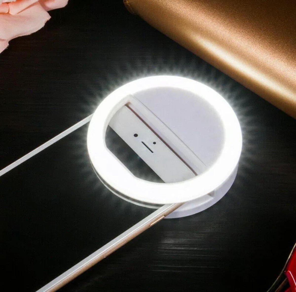 easytech242's tweet image. We have a endless selection of Acceosries ! Free delivery included on all orders.