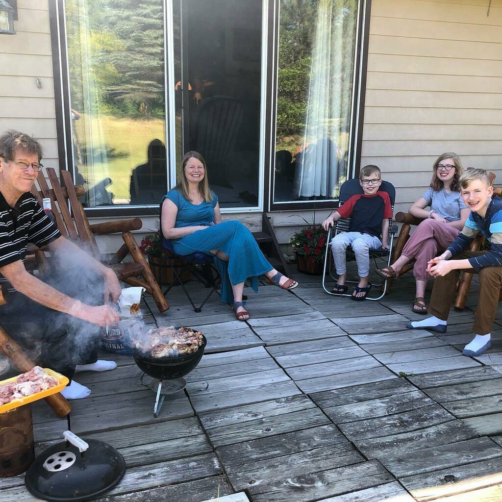 amyhagerup's tweet photo. Family cookouts are the best! #tinygrill https://t.co/j73k4KSnhx https://t.co/k92yhhf24T