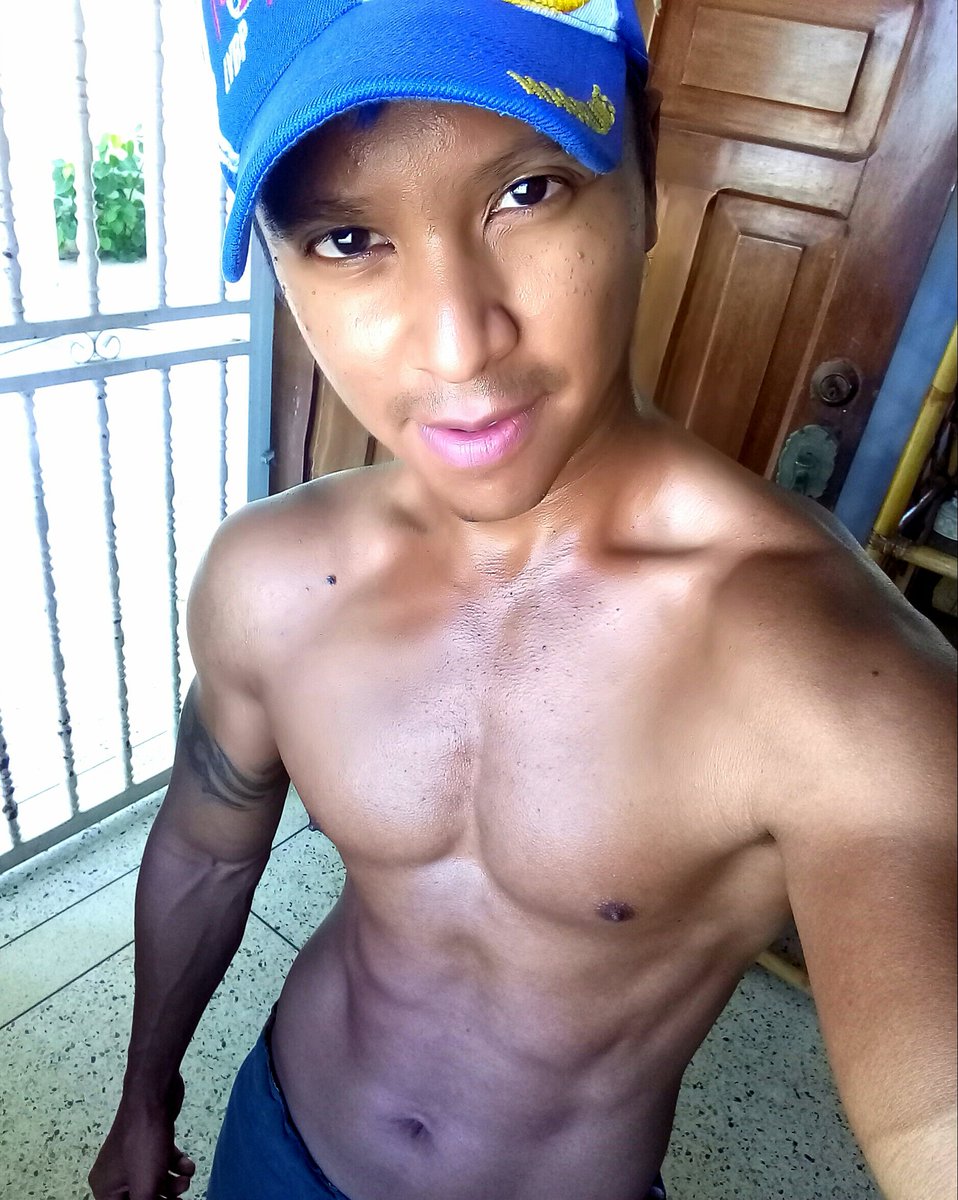 MikeModel3's tweet image. 