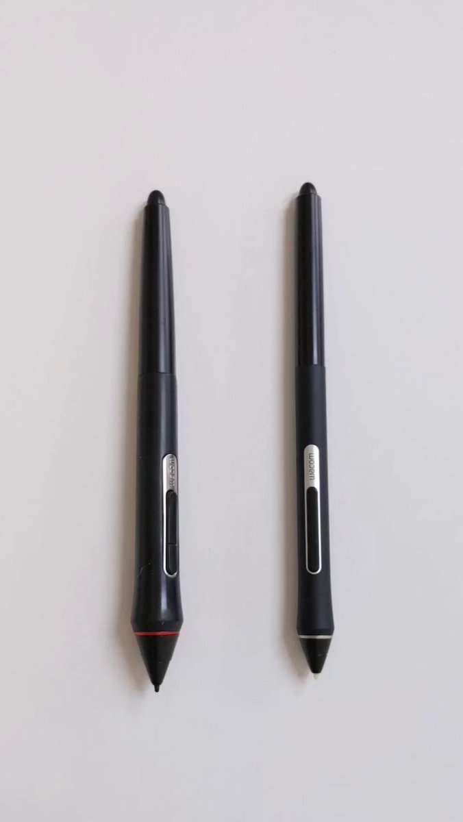 通常のペンよりも細いWacom Pro Pen slimは、実は少し転がりにくいよう