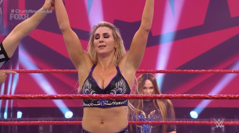 NOW | The distraction from @NiaJaxWWE leads @MsCharlotteWWE to VICTORY! #CharlottevsAsuka #WWERaw #WWEAustraliapic.twitter.com/HU1YZBcRiH
by WWE Australia