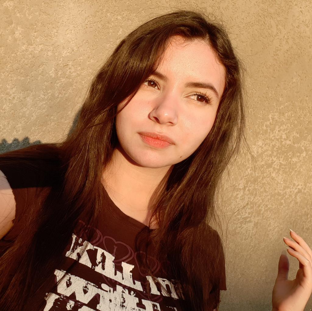 _Mimettem's tweet photo. Hoy cumpli años yuju
Nada mas para subir algo pongo estas fotos de mi intento de golden hour que me di cuenta tarde y que de paso me encandilé xd https://t.co/hLDhWRRnsL