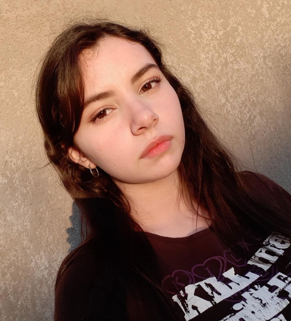 _Mimettem's tweet photo. Hoy cumpli años yuju
Nada mas para subir algo pongo estas fotos de mi intento de golden hour que me di cuenta tarde y que de paso me encandilé xd https://t.co/hLDhWRRnsL