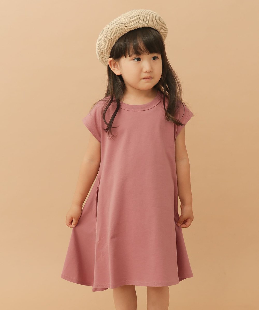 Urban Research Doors Fork Spoon 裾に向かって大きくフレアに広がるデザインが可愛いカット ワンピ 通園 通学などデイリーに大活躍する事間違いなし Doors Kids キッズ キッズコーデ ワンピ ワンピース 夏服 夏 コーデ ss T Co