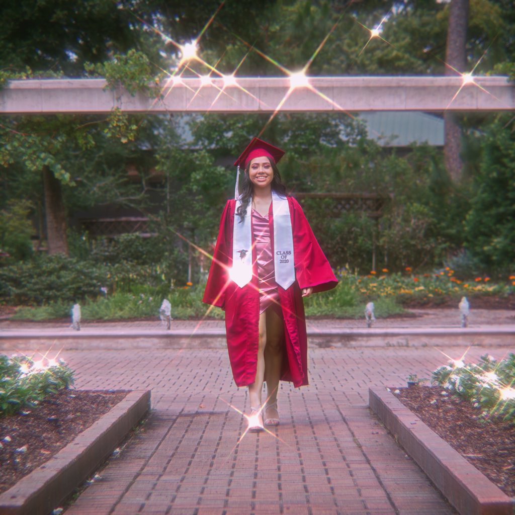 marlennsalinass's tweet image. Light work🥱👩🏻‍🎓 #immigrad ❤️🙏🏻🇲🇽