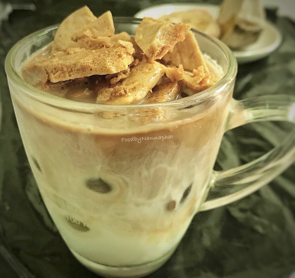 nnpDD's tweet image. ☕️🥛🥧🥮
..
..
..
..
..
..
..
..
..
..
..
..
..
..
..
..
..
..
..
..
#dalgona #dalgonacoffee #dalgonalatte #coffeetime #koreanfood #koreacoffee #drink #homecafe  #dessert #cafevlog #yummy  #foodbyploy   #foodphotography