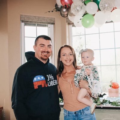 grace97dance's tweet photo. Our favorite babe☺️ #NewProfilePic https://t.co/ews35Q3kT0