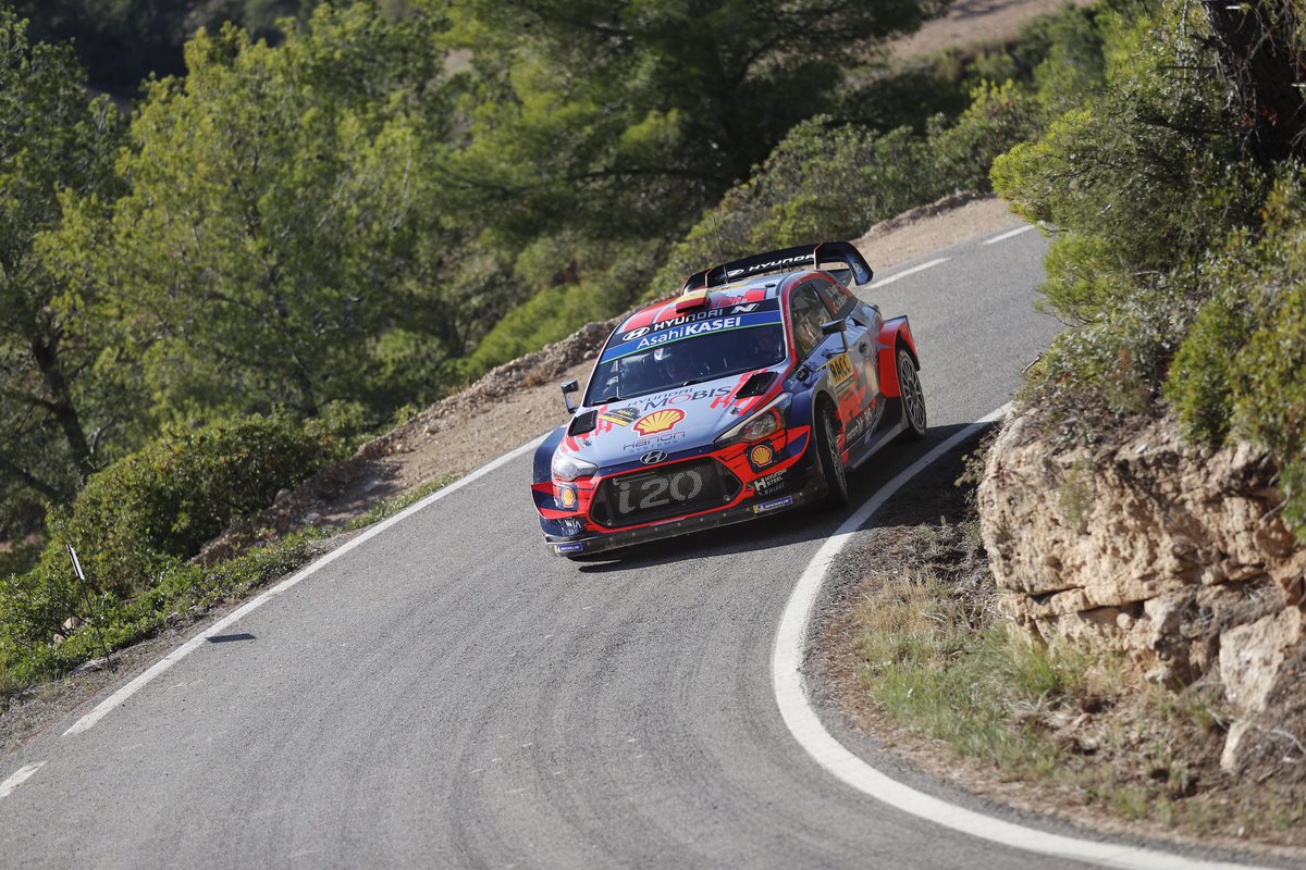 Contento de poder anunciar mi vuelta a la competición en el <a href="/RallydiRoma/">RallydiRomaCapitale</a> con el Hyundai i20 Coupé WRC. ¡Estoy deseando volver a dar gas! 😊
——
Happy to announce I’ll be back for <a href="/RallydiRoma/">RallydiRomaCapitale</a> on the Hyundai i20 Coupé WRC. I‘m looking forward to push again! 😊

#HMSGOfficial #WRC