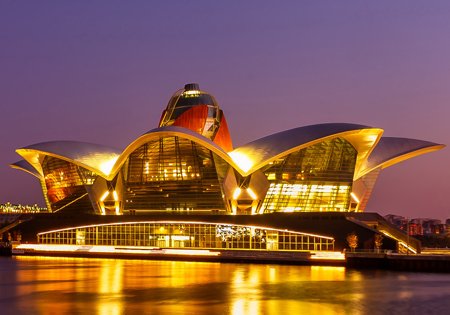 Chapman_Taylor's tweet photo. Highly anticipated Baku mall opens to public 
https://t.co/ltogT3aje0 #EntertainmentVenue #IconicDestination #Landmark #Retailtainment #LeisureDestination #LeisureArchitecture #MixedUse #Architecture #Design https://t.co/bkbKPupSVH