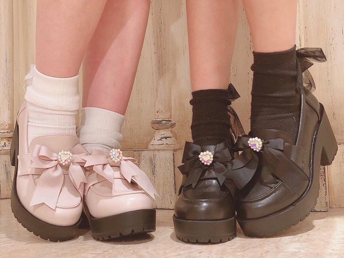 ローファーのtwitterイラスト検索結果 古い順