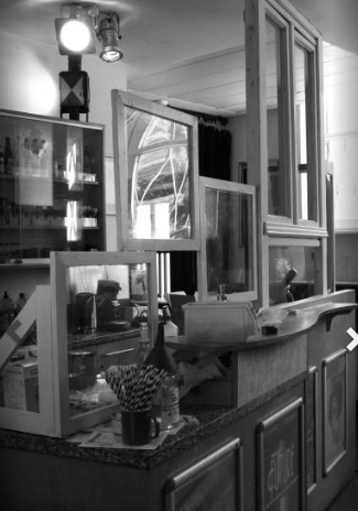 Die Corona-Schutzmaßnahmen im <a href="/karlstorkino/">Karlstorkino</a> versprühen sympathischen DIY-Charme.