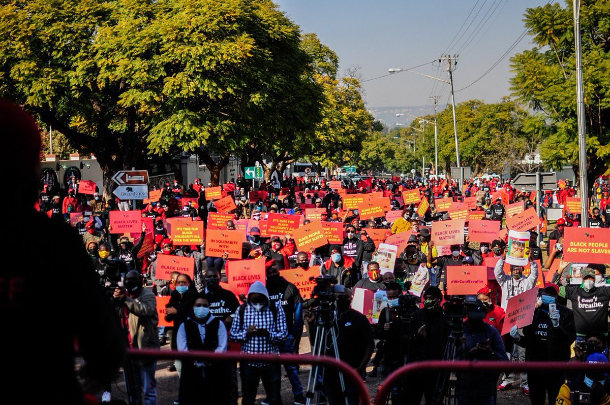 EFFSouthAfrica's tweet photo. [IN PICTURES]: #EFFBLMProtest in solidarity with the #BlackLiveMatters movement outside the Embassy of the United States of America in Pretoria, South Africa. https://t.co/bh1EgQT9qD