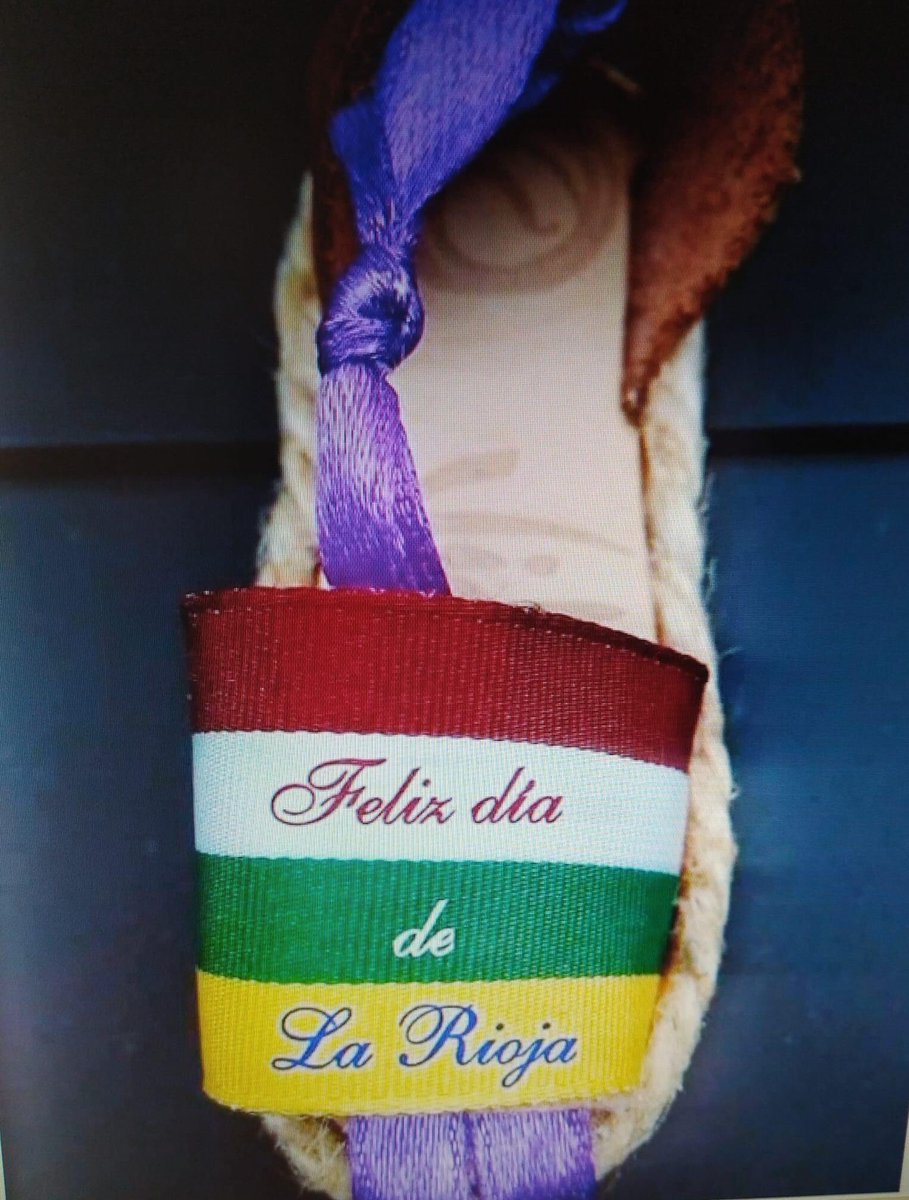 Feliz Día de La Rioja! ❤️🤍💚💛 En la Ciudad del Calzado celebramos este día con el deseo de que muy pronto podamos recibir de nuevo la visita de nuestros clientes y amigos de otras provincias. ¡Hasta entonces salud y afecto para todos!