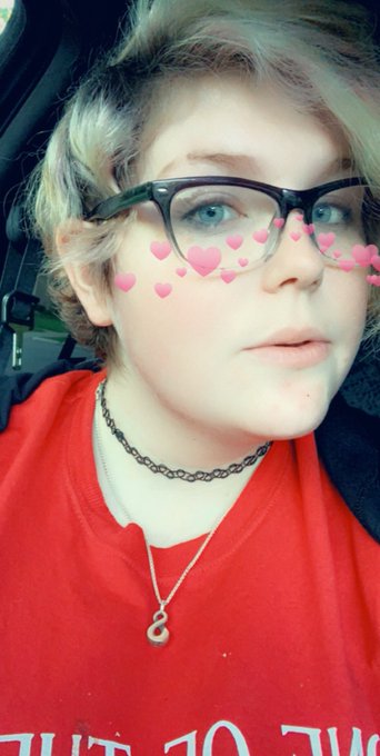 SFW but uh,,, I&rsquo;m cute thank you for coming to my TEDtalk https://t.co/KZWBlWr4Cf<a href="/tag/newprofilepic"class="tags"><span>#newprofilepic</span></a>