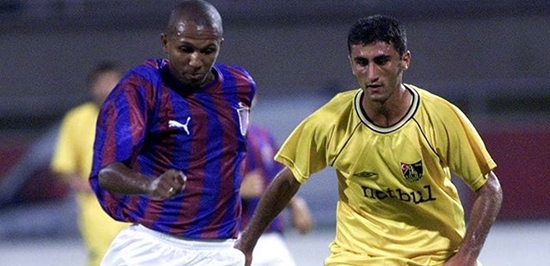 ts_players's tweet photo. 🇹🇷 MEHMET AURELIO (2001-2003)
▶️ Olaria (01.07.2001 - 100 B €)
◀️ Fenerbahçe (01.07.2003 - B)

 ⚽️ 45 Ⓖ9 Ⓐ3

🏆 1 Türkiye Kupası (02/03) https://t.co/nbfAyywL6L