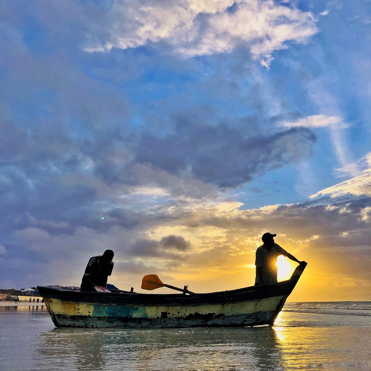 #HappyWorldOceansDay from the beautiful blue Indian Ocean coast of Somalia, Africa's longest. #LiidoBeach