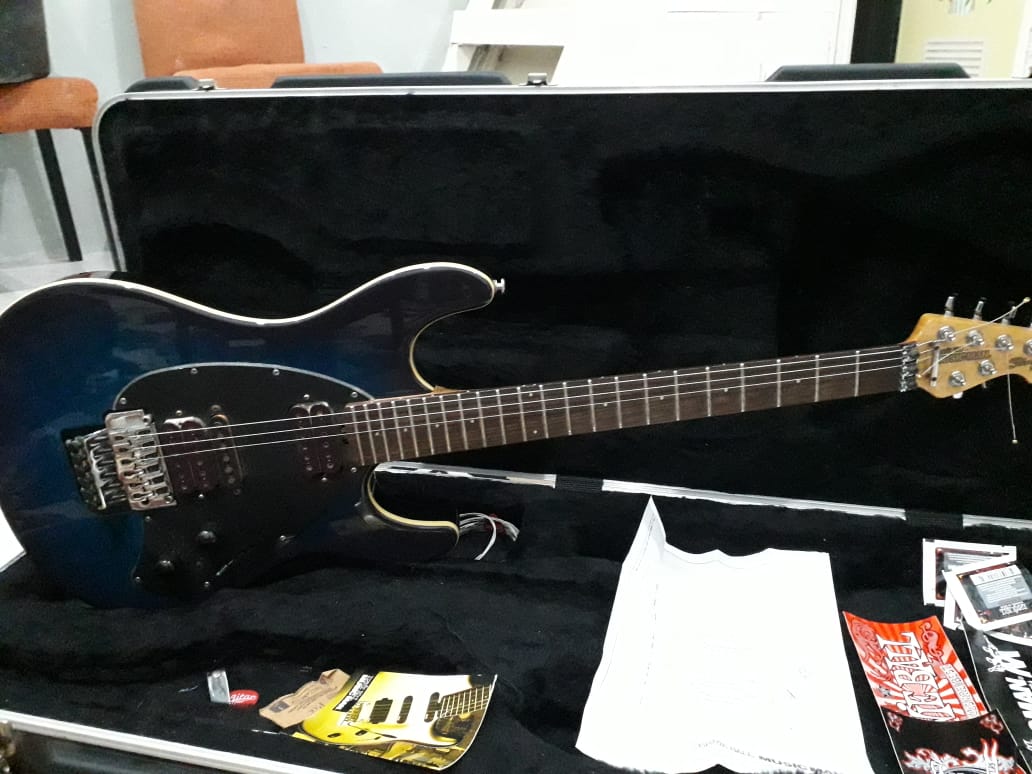 imanguitar's tweet photo. Di jual musicman steve morse y2d usa hub no 0878 15000 383 https://t.co/lCi6yFTpHJ