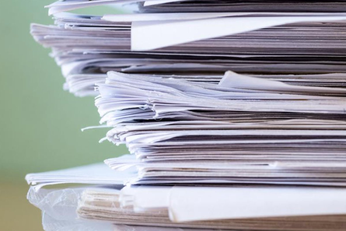 A Day in the Life #GPworkloadstudy: GP Partner 

5pm: nearly time to start the clinical paperwork. GP Partners spend an average of 1.7hrs on this a day.

Reviewing results of investigations, clinic letters, discharge summaries etc...it all takes time!

bjgp.org/content/early/…