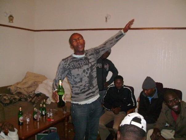 This was the life i was living. Young, single, not paying rent meant that I could support my alcohol habit unhindered. I fell ill and after that, I decided I would take up running to counter the effects of my lifestyle. This would be the 1st time I bought running shoes