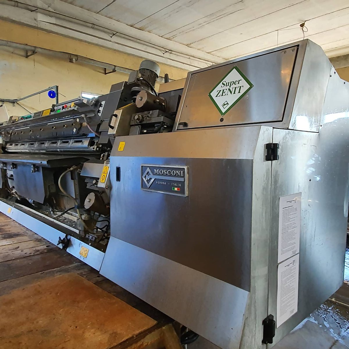 AbemTannery's tweet photo. For Sale Mosconi Super Zenit Spliting 3000 mm
#leather #leathermachines #tannery #tannerymachines #machines #machinery #innovation #industry #deri #tabakhane #leathertannerymachines https://t.co/8gFE0bkmaV