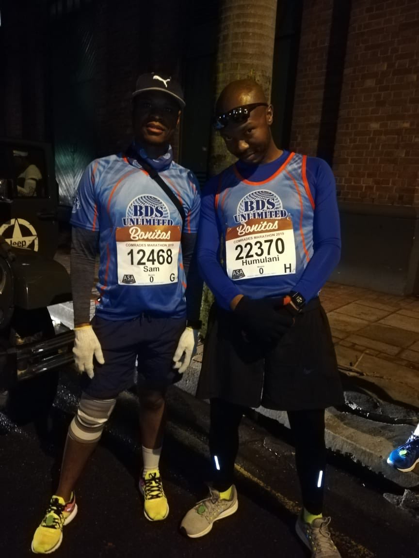 Race day. @ the starting point, we walked out the bus like soccer stars, Ready or not, this was it.  @Sammyphax1 looked at me and said, we finish together akere mfanaka!I agreed but deep down, I was not too sure. National anthem, chariots of fire and walla mokoko,we were off.
